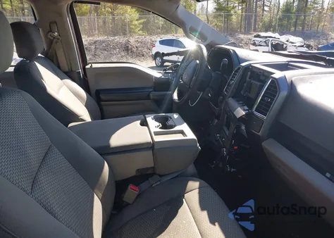 2017 Ford F-150 Xlt z USA, uszkodzony, nr VIN 1FTFW1EF5HKC21279